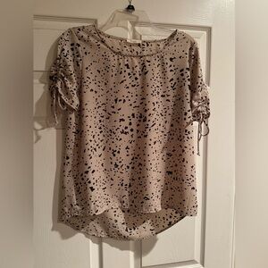 Beige Short Sleeve Speckle Blouse with Tie Detail